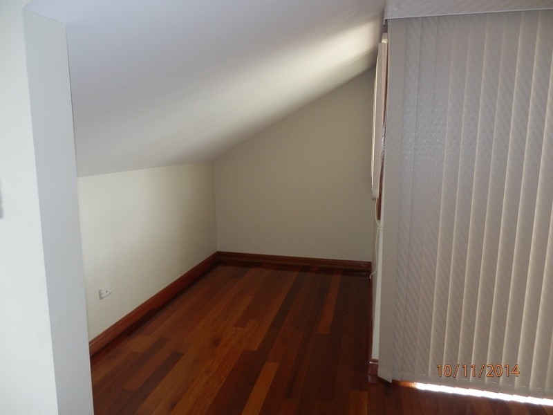 21 Canberra Avenue, Casula NSW 2170