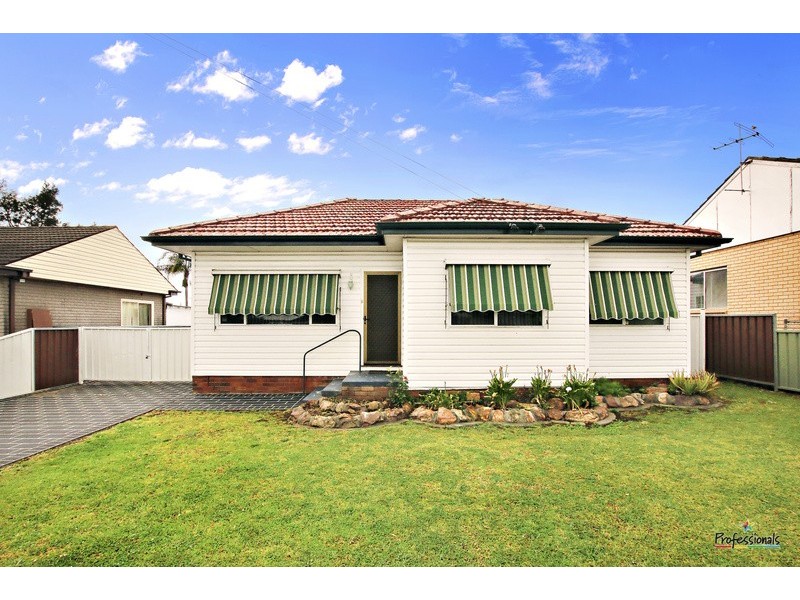 42 Dunbier Avenue, Lurnea NSW 2170