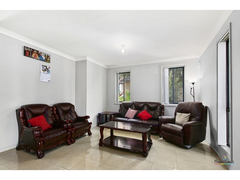 3/19 Myall Road, Casula NSW 2170