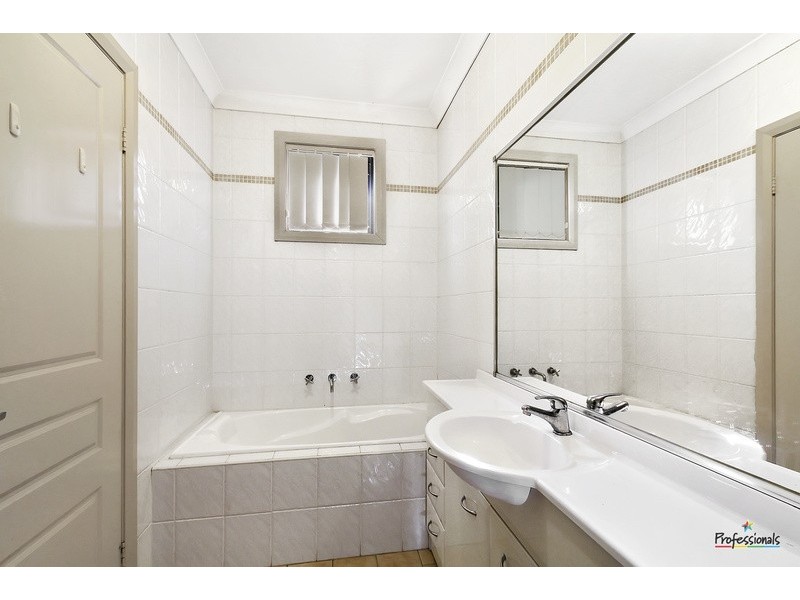 3/19 Myall Road, Casula NSW 2170