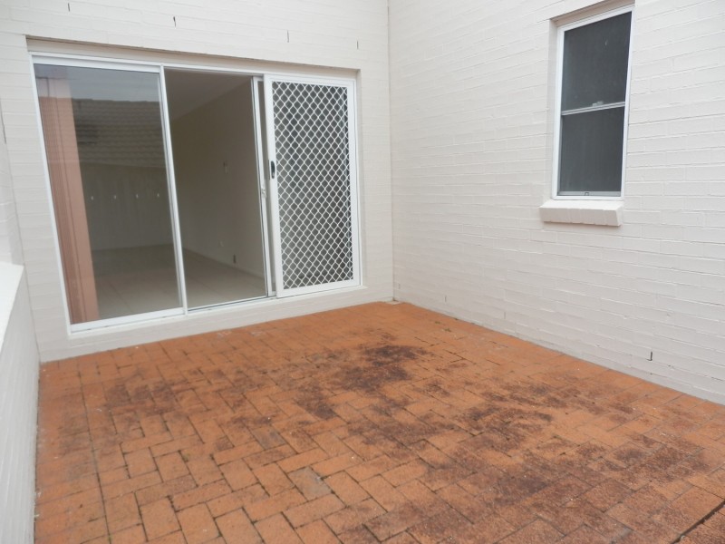 6 Nutmeg Close, Casula NSW 2170