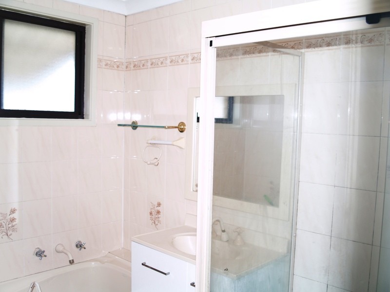 93 Demeyrick Avenue, Lurnea NSW 2170