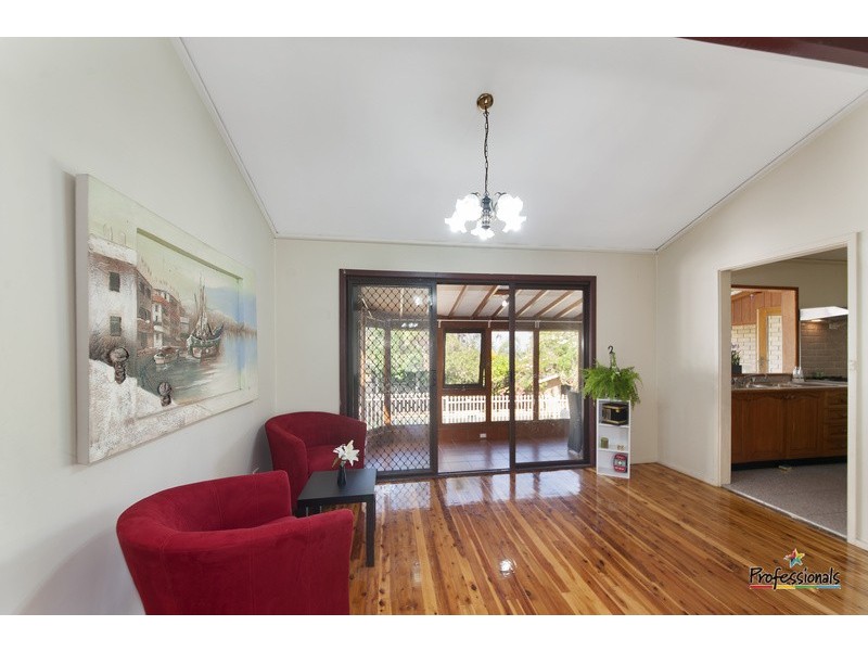 15 Augusta Street, Casula NSW 2170