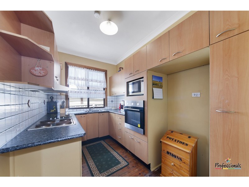 81 Demeyrick Avenue, Casula NSW 2170