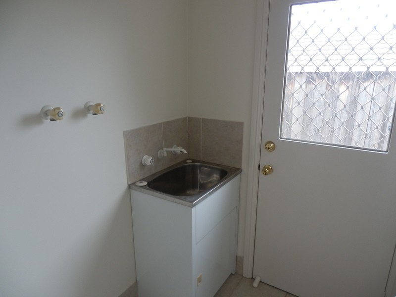 6 Nutmeg Close, Casula NSW 2170