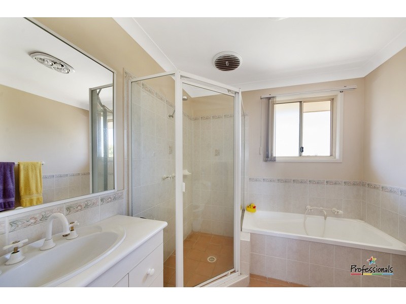 4A Marin Place, Prestons NSW 2170