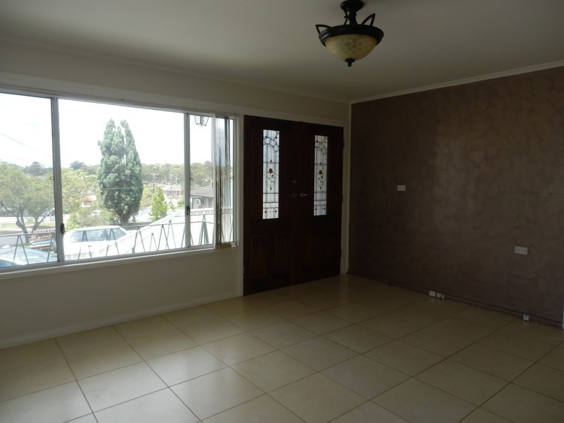 135 Hill Road, Lurnea NSW 2170