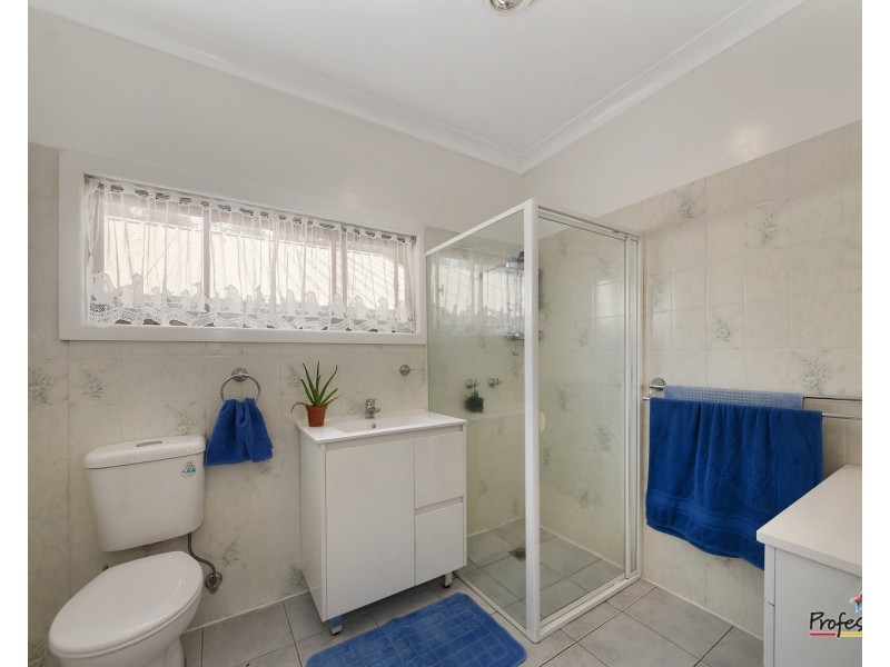 81 Demeyrick Avenue, Casula NSW 2170