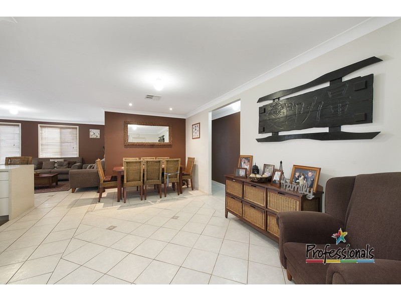 79 Kookaburra Road, Prestons NSW 2170