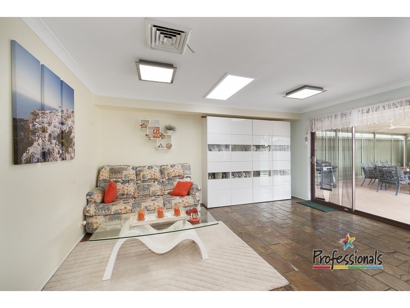 9 Westbury Street, Chipping Norton NSW 2170