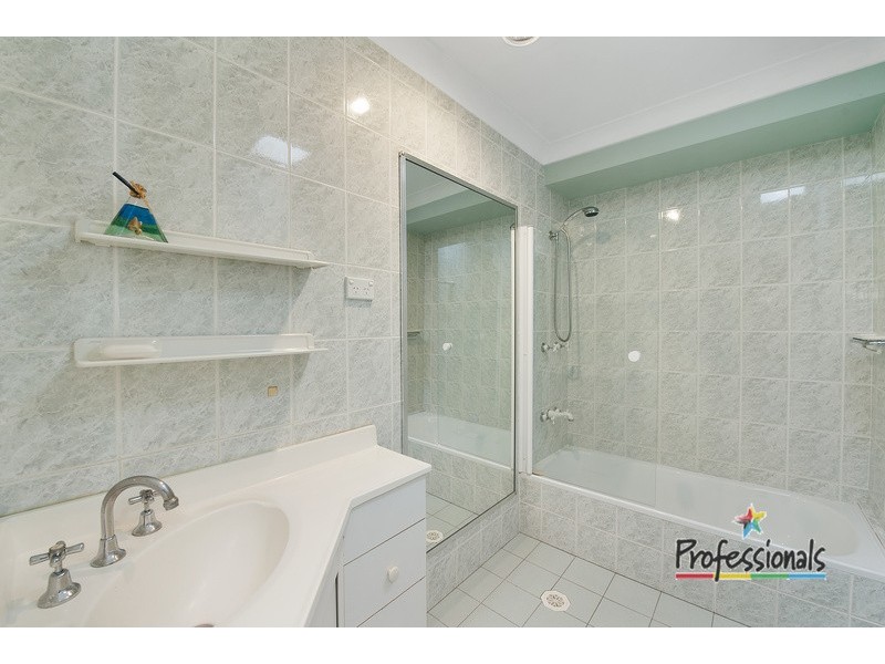 9 Westbury Street, Chipping Norton NSW 2170