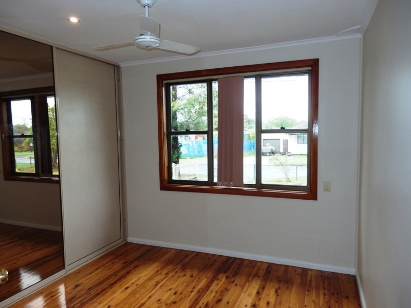 4 Kenny Avenue, Casula NSW 2170