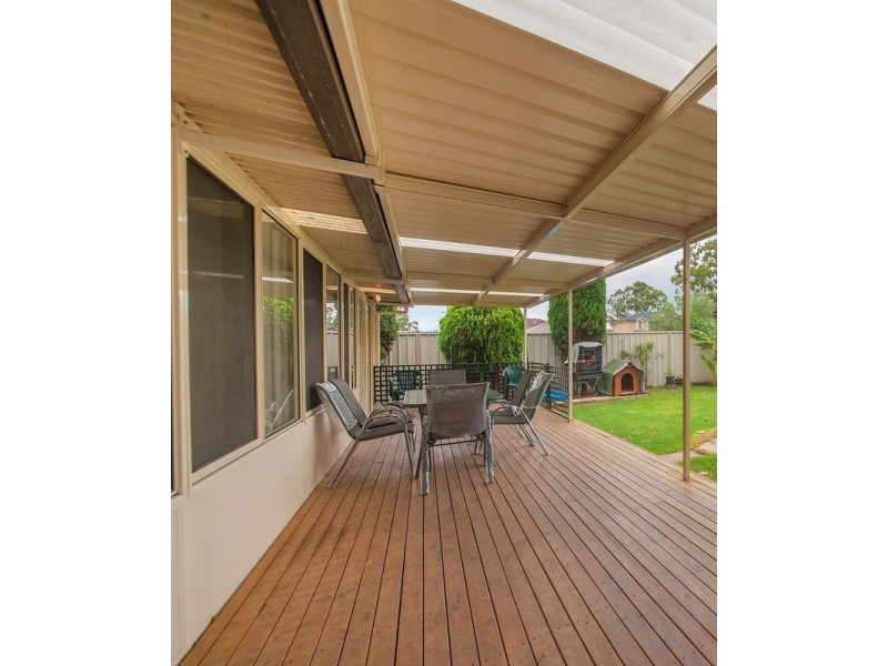 4 Kenny Avenue, Casula NSW 2170