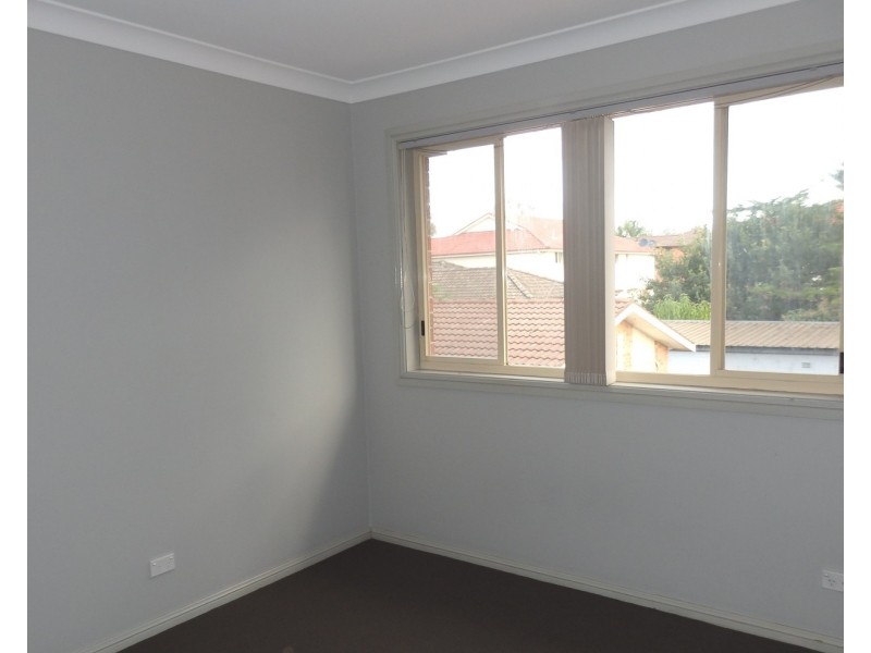 6/17-19 Carnation Avenue, Casula NSW 2170