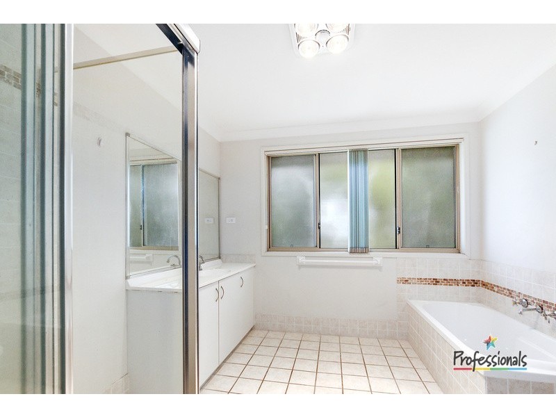 35 Leacocks Lane, Casula NSW 2170