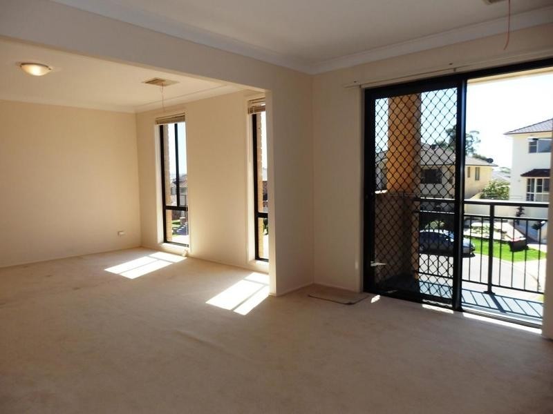 19 Yew Place, Casula NSW 2170