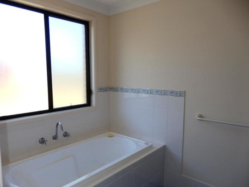 19 Yew Place, Casula NSW 2170