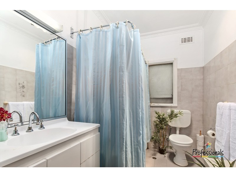 29 Ashcroft Avenue, Casula NSW 2170