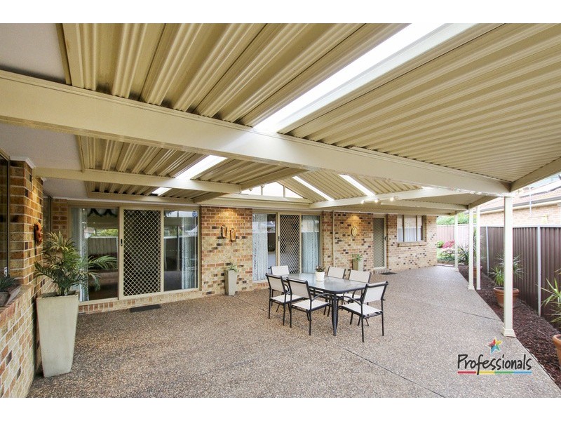 3 Toparoa Close, Casula NSW 2170