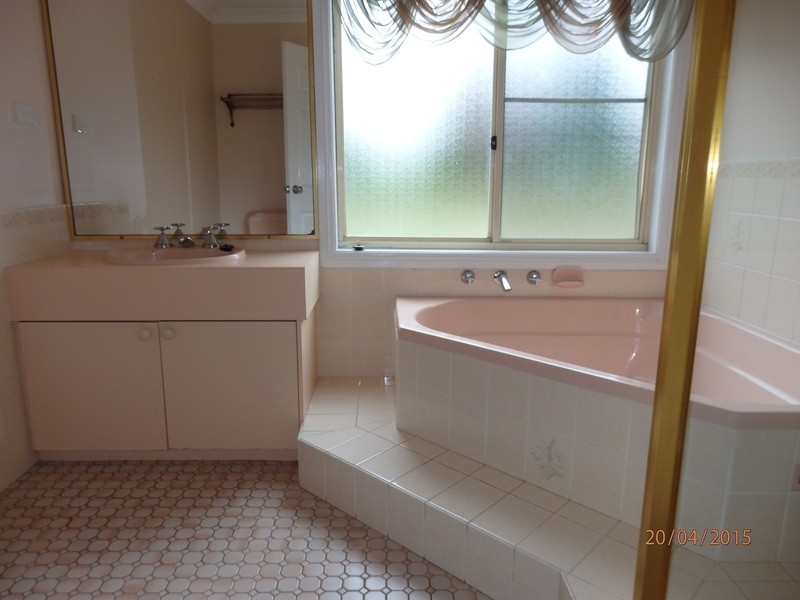 125 Catherine Field Road, Catherine Field NSW 2557