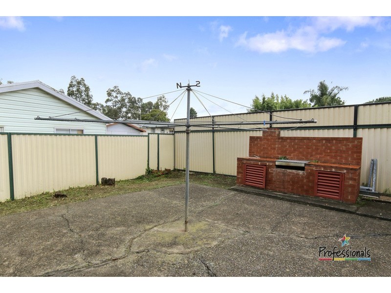 13 Bare Avenue, Lurnea NSW 2170