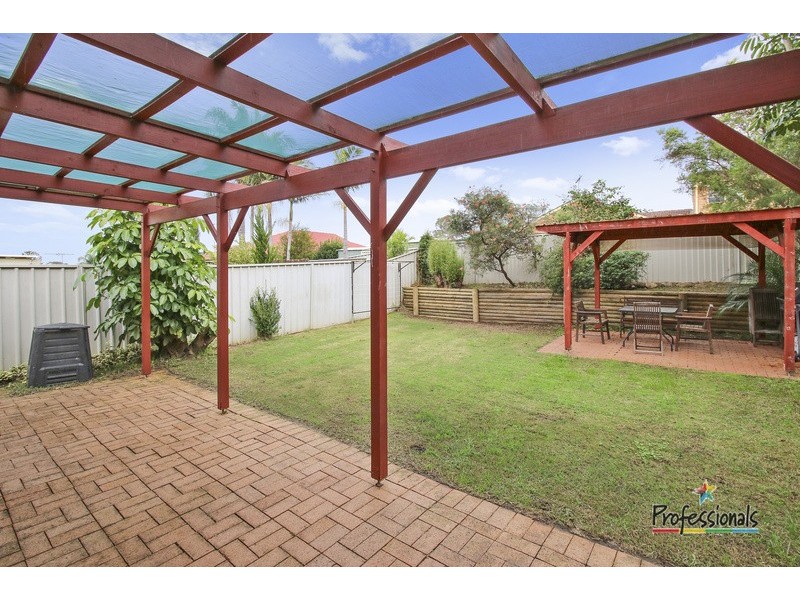 6a Kylie Way, Casula NSW 2170