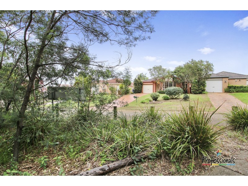 6a Kylie Way, Casula NSW 2170