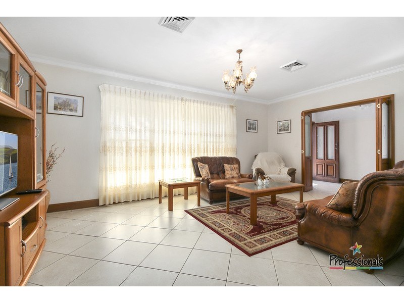 12 Birch Avenue, Casula NSW 2170