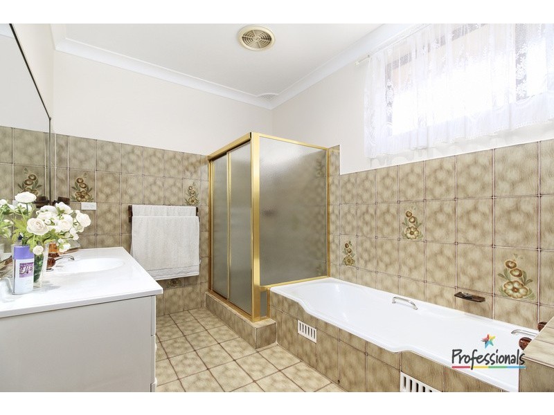 12 Birch Avenue, Casula NSW 2170