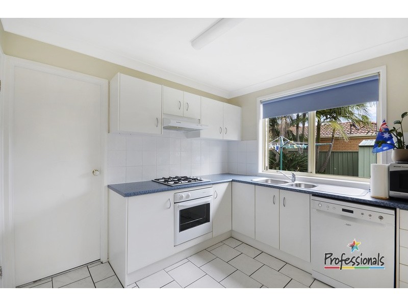 5 Erin Place, Casula NSW 2170