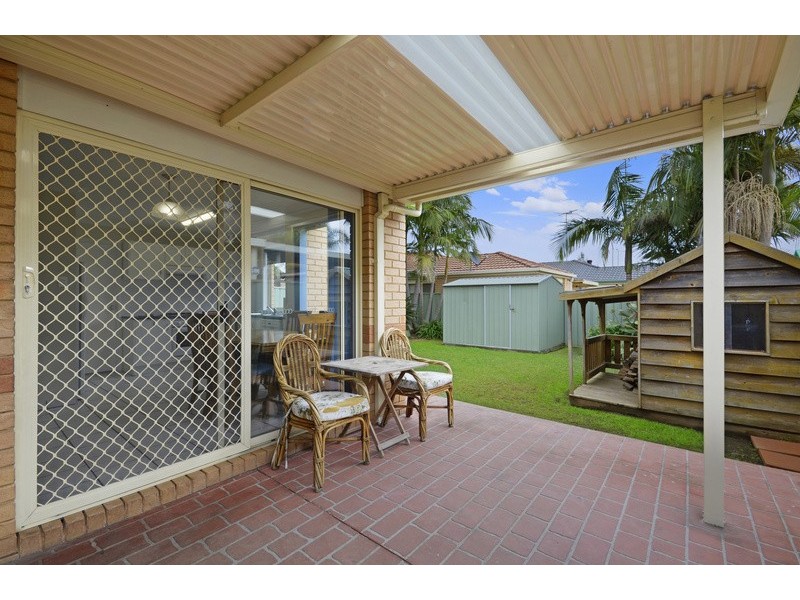 5 Erin Place, Casula NSW 2170