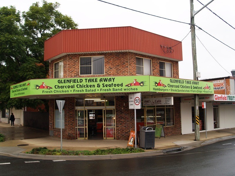 72 Railway Parade, Glenfield NSW 2167