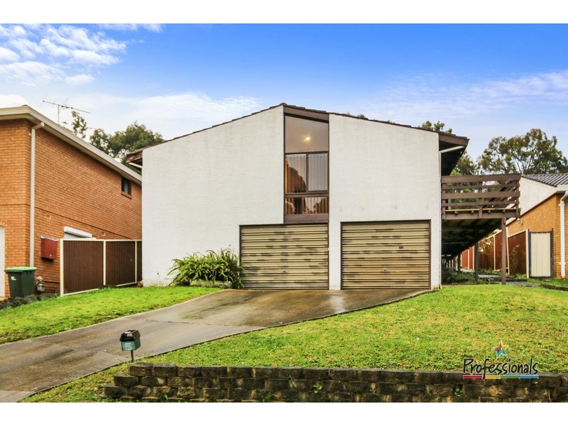 5 Phoenix Crescent, Casula NSW 2170