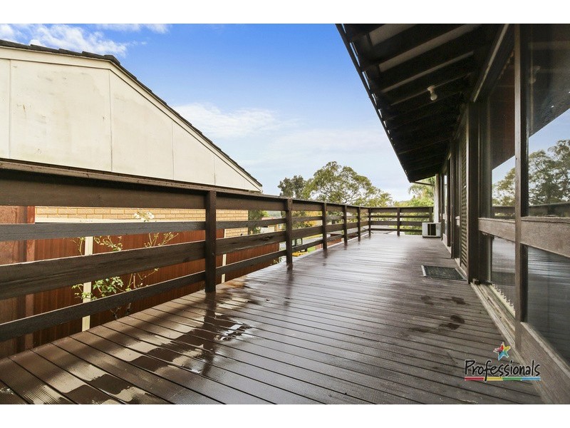 5 Phoenix Crescent, Casula NSW 2170