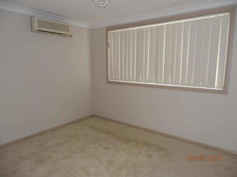 16B Woolgoolga Avenue, Hoxton Park NSW 2171