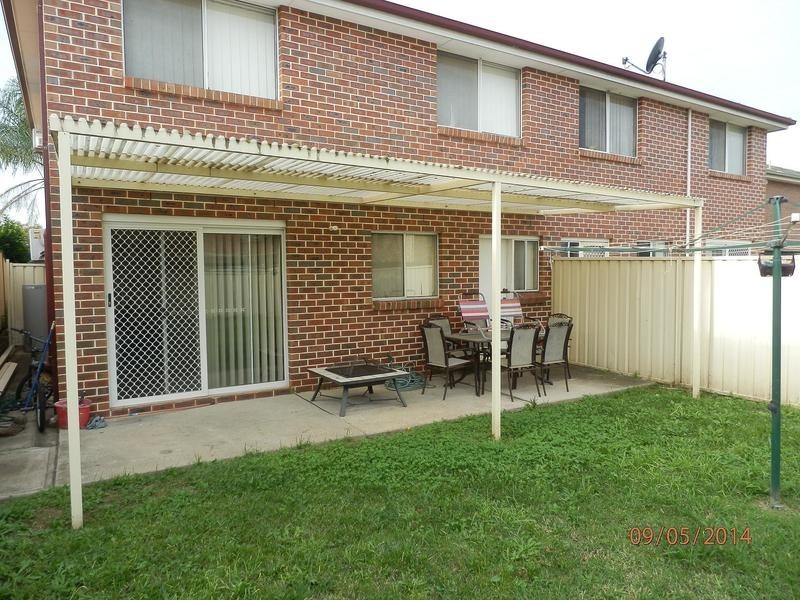 16B Woolgoolga Avenue, Hoxton Park NSW 2171