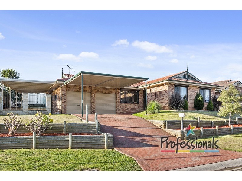 2 Clune Close, Casula NSW 2170