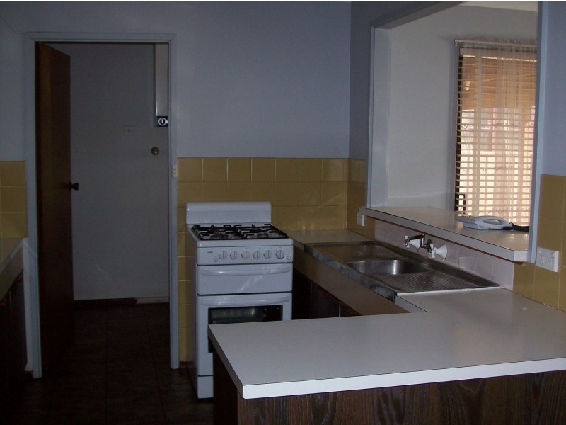 5 Simone Crescent, Casula NSW 2170