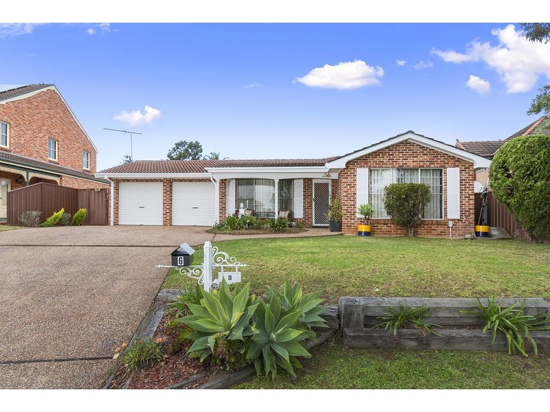 6 Carbine Close, Casula NSW 2170