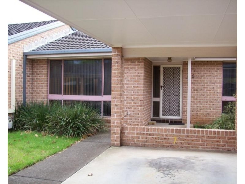 8/62 Myall Road, Casula NSW 2170