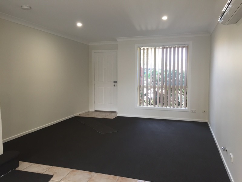 1/12 Johnston Avenue, Lurnea NSW 2170