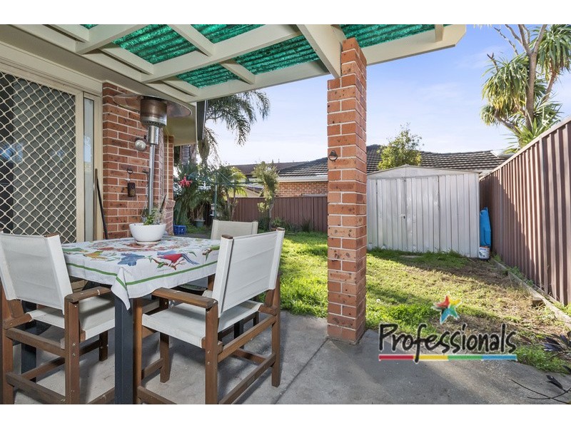 2/6 Aintree Close, Casula NSW 2170