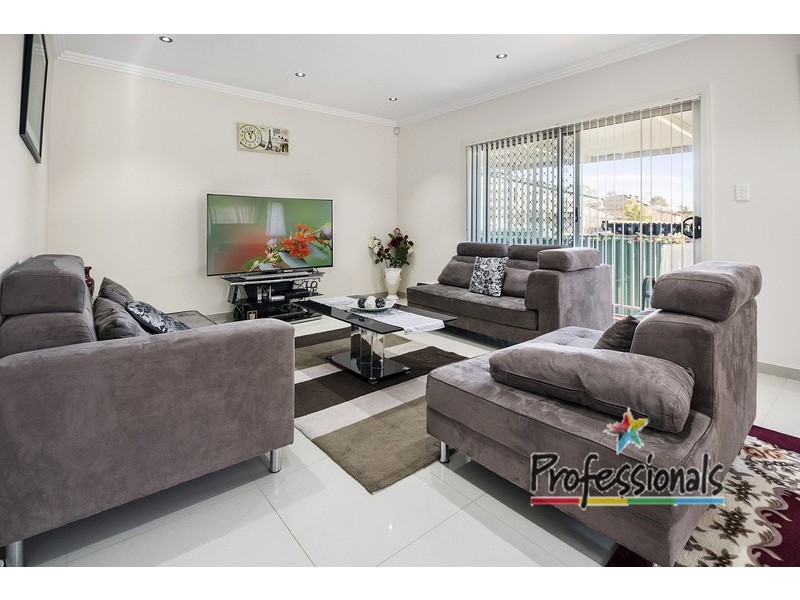 53 Ashcroft Avenue, Casula NSW 2170