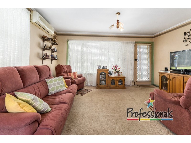 44 Demeyrick Avenue, Casula NSW 2170