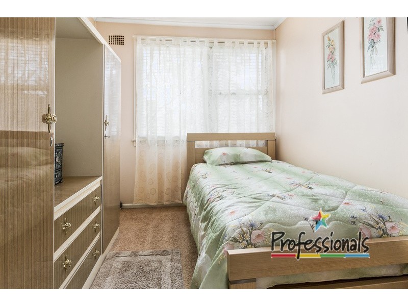 44 Demeyrick Avenue, Casula NSW 2170