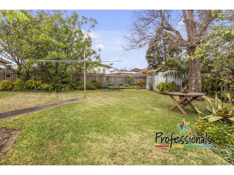 44 Demeyrick Avenue, Casula NSW 2170