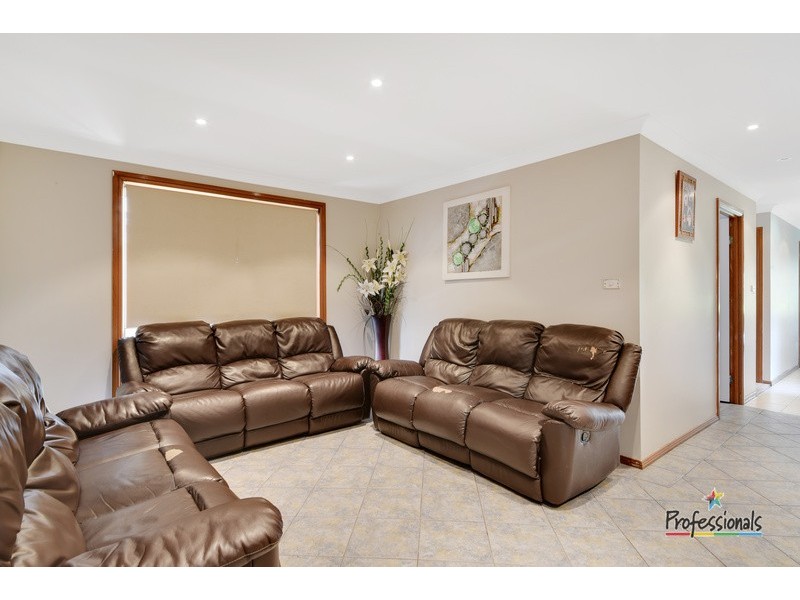 1/7 Boldrewood Avenue, Casula NSW 2170