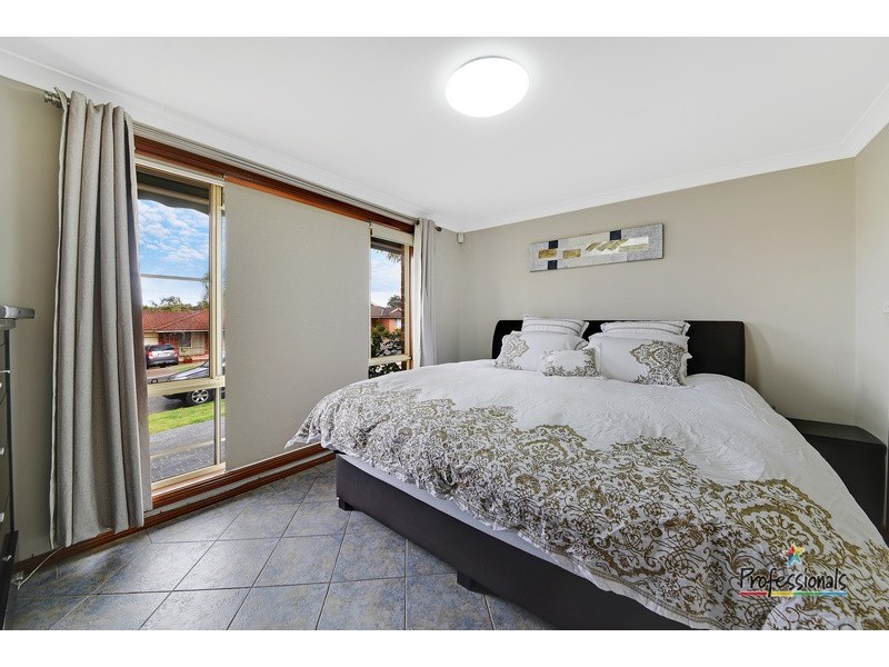 1/7 Boldrewood Avenue, Casula NSW 2170