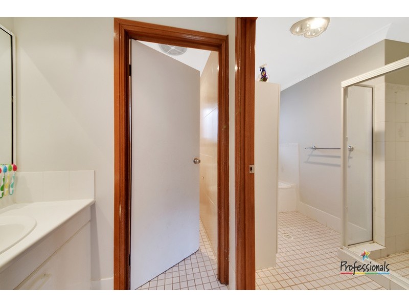 1/7 Boldrewood Avenue, Casula NSW 2170