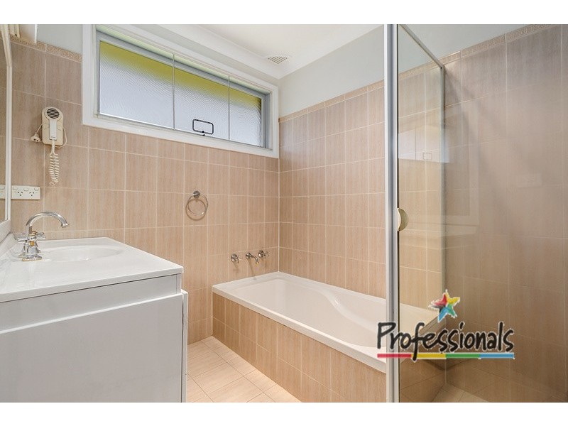 1 St Andrews Boulevard, Casula NSW 2170